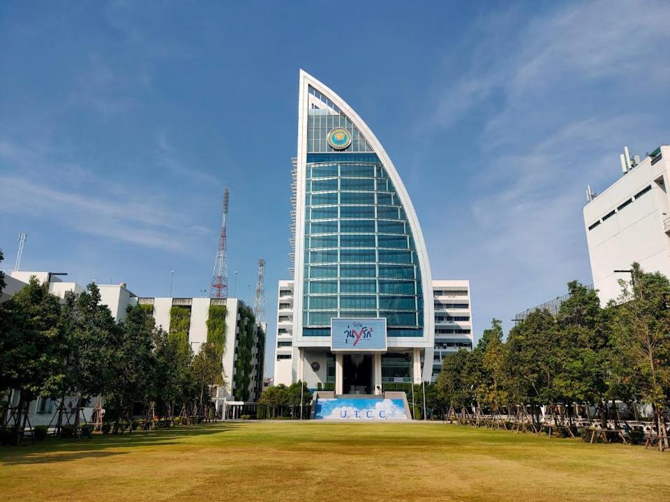 Hotel Leelawadee Modern Huaykwang - ลีลาวดี ห้วยขวาง 3*