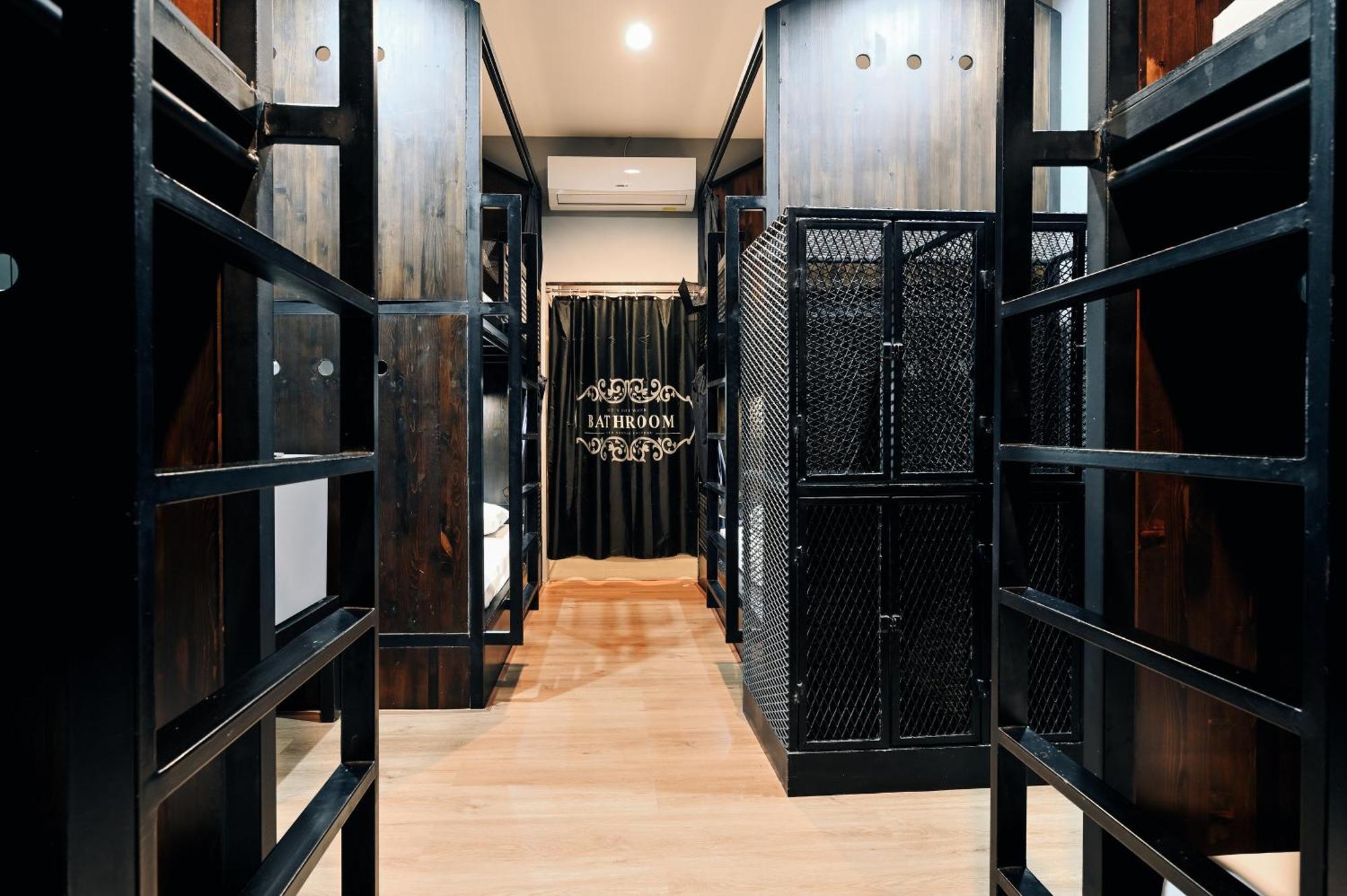 Hostel Castle Black Bangkok