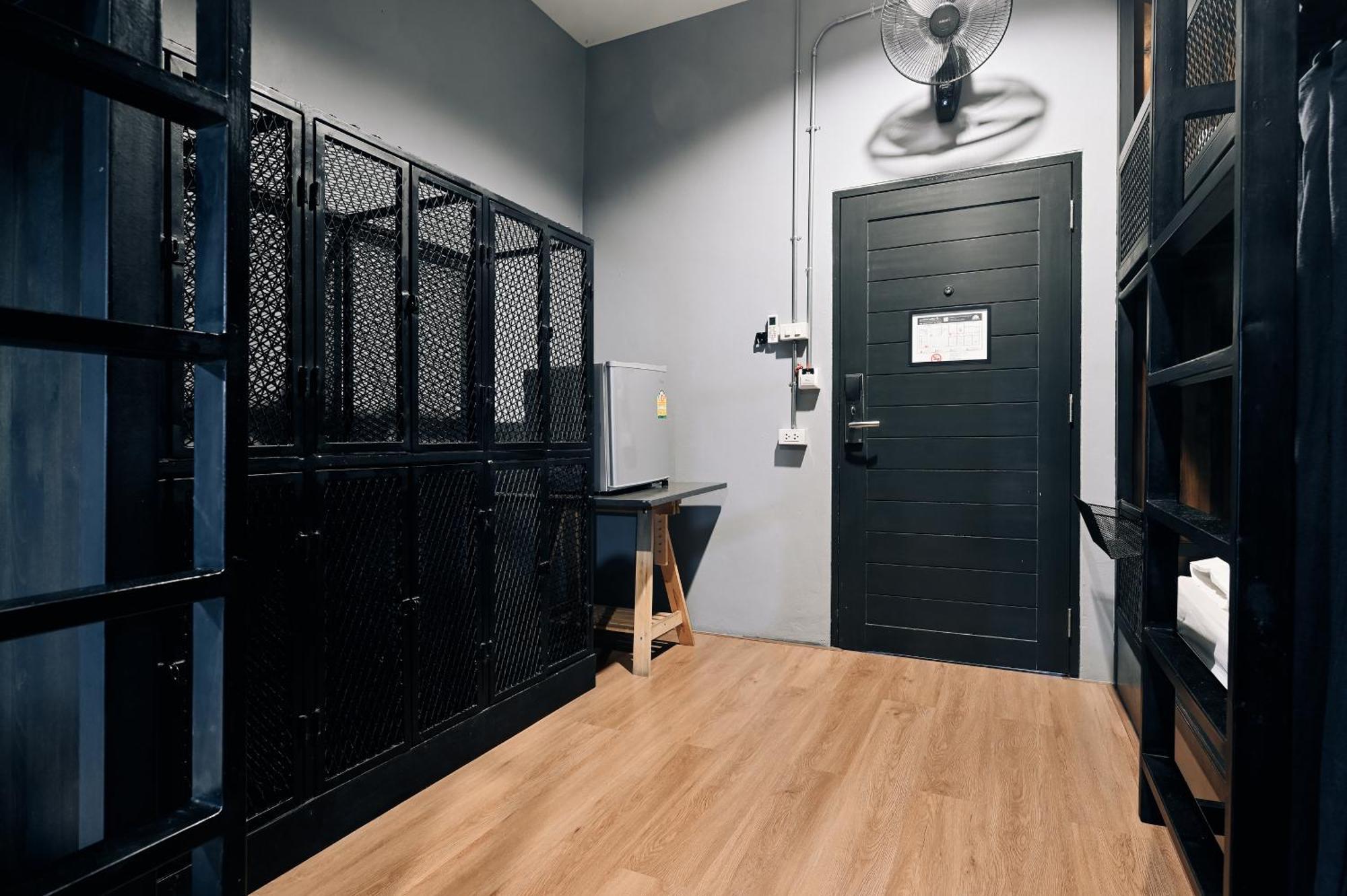 Hostel Castle Black