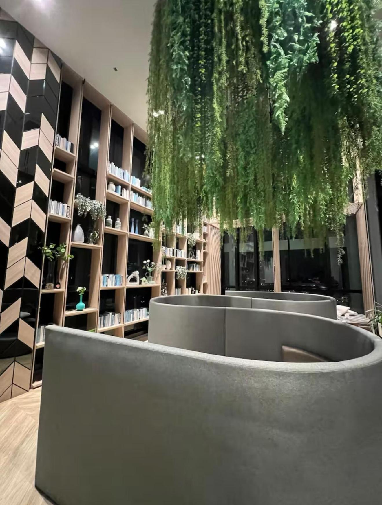 Niche Mono Mega Space Bangna 2 Apartment