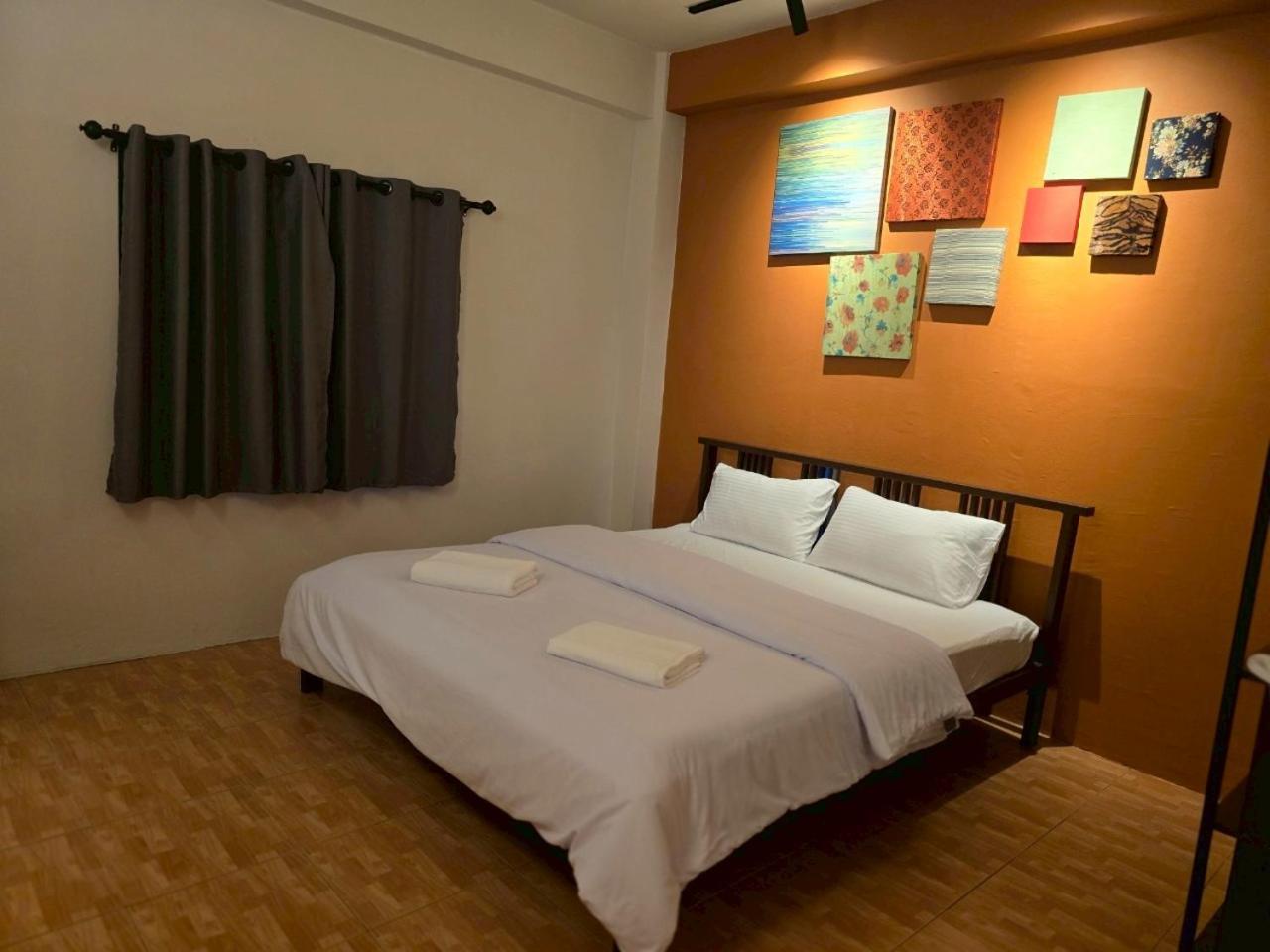 Hostel Lhong Krung Bangkok