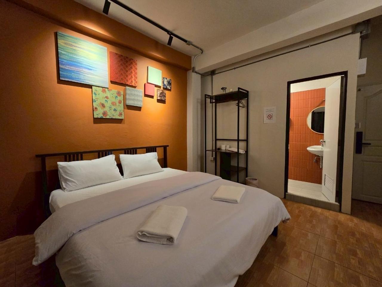 Lhong Krung Hostel