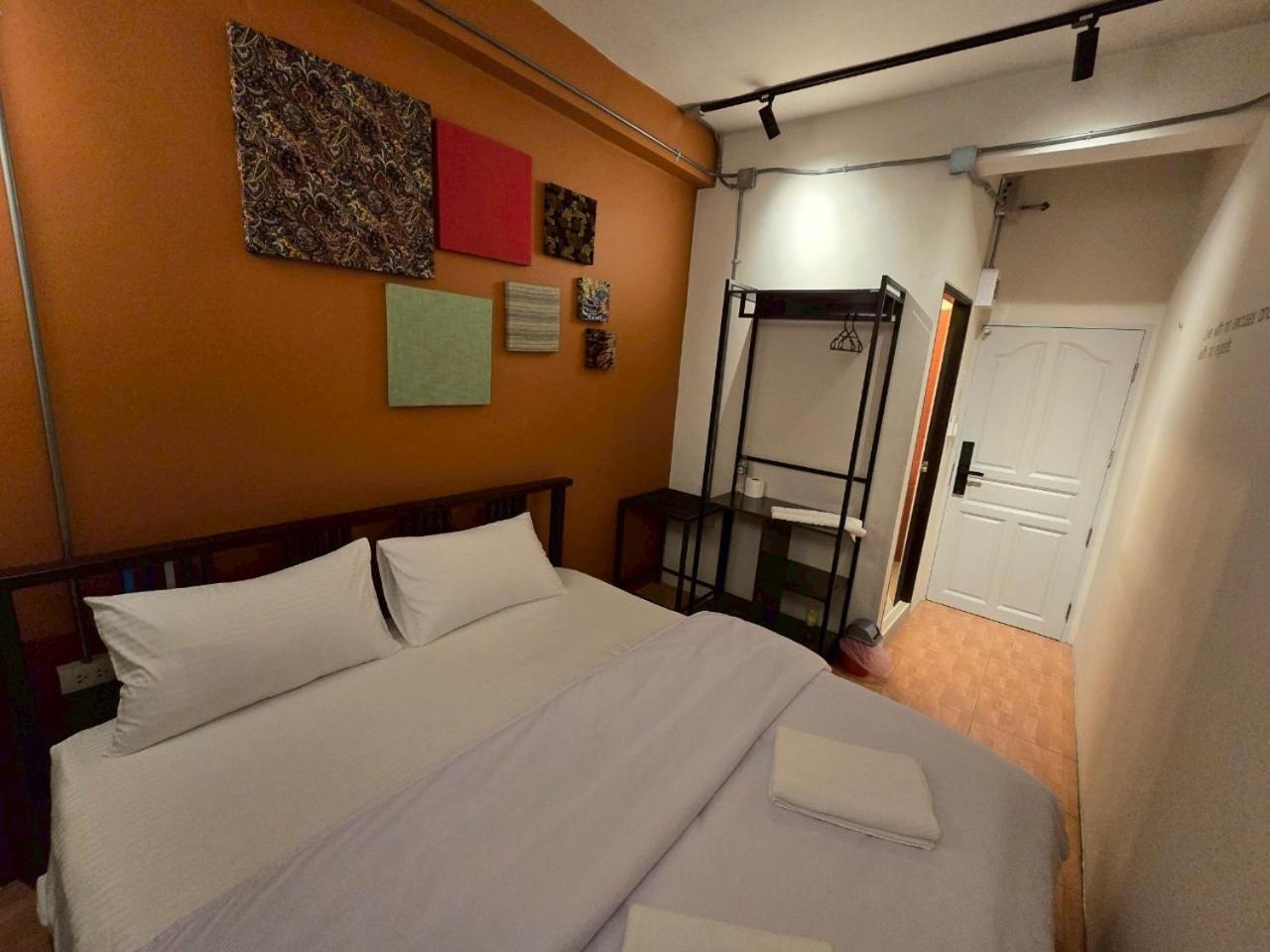 Lhong Krung Hostel