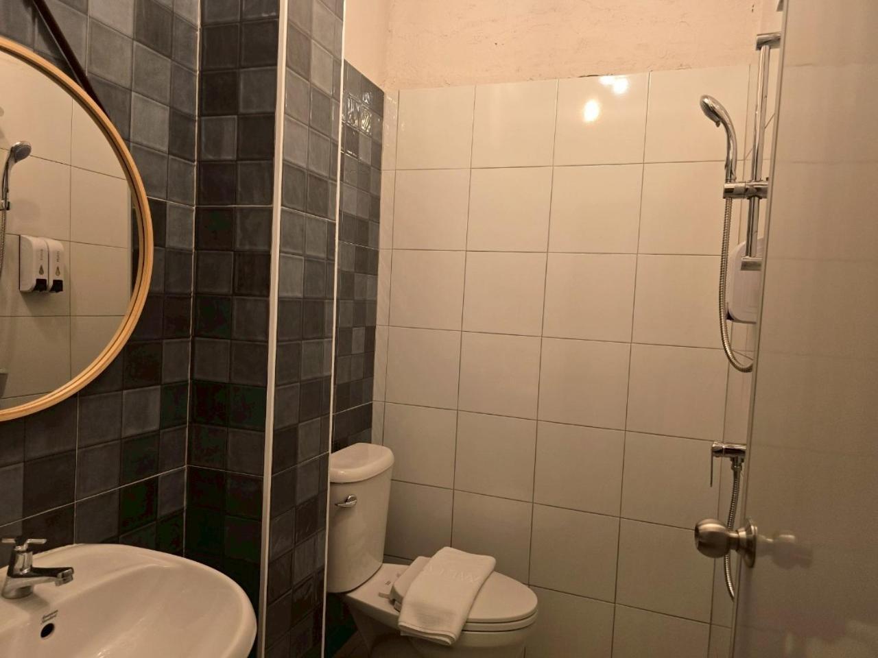 Hostel Lhong Krung