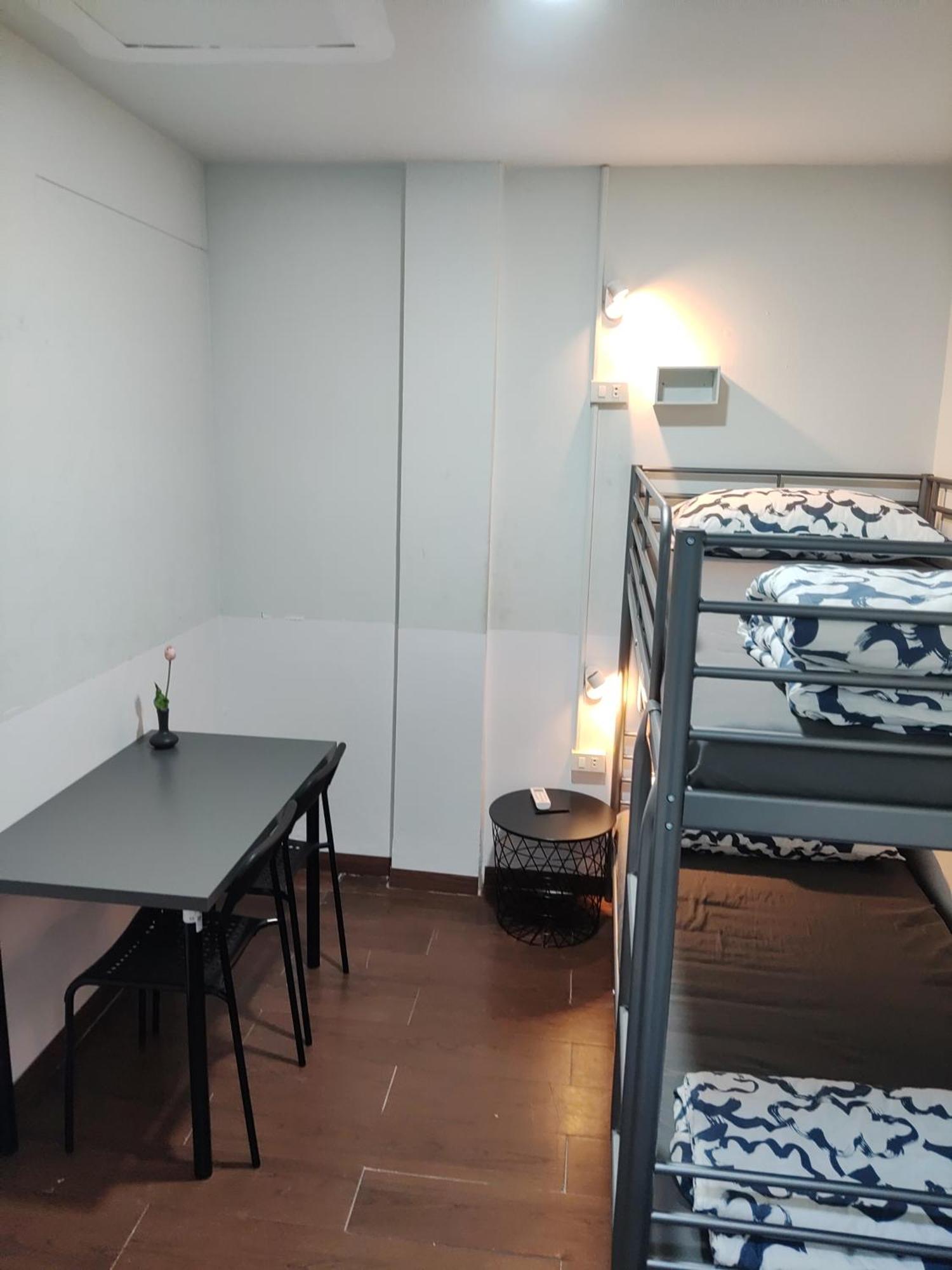 Jia Youth Hostel