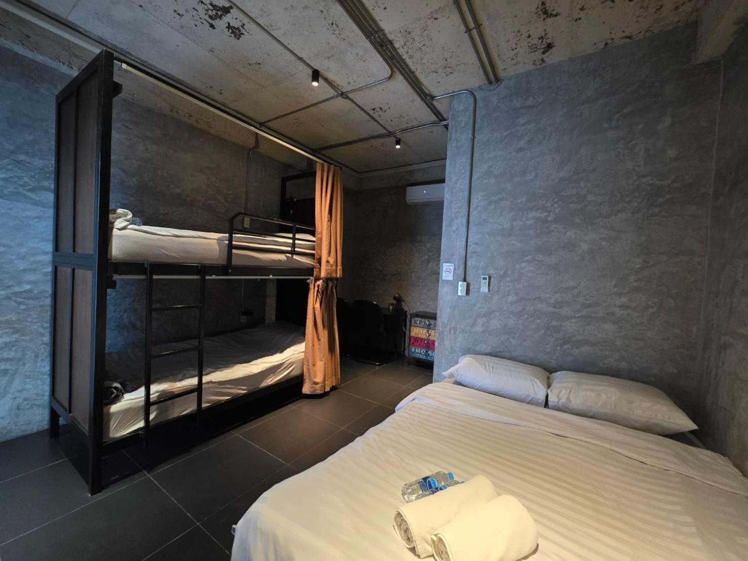 The Local Ari Hostel