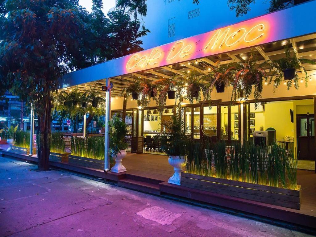 De Moc Hotel