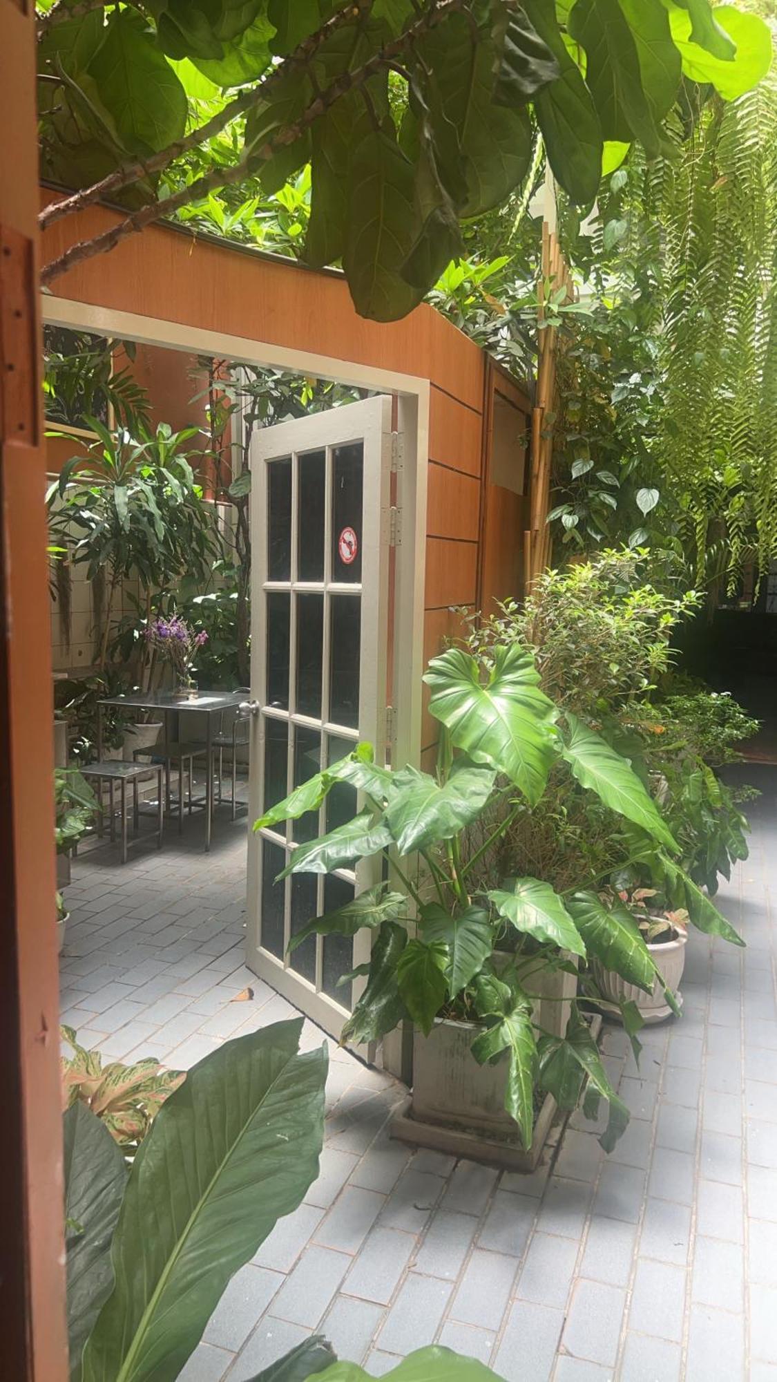 Vonden Garden By Merry V Guest house *