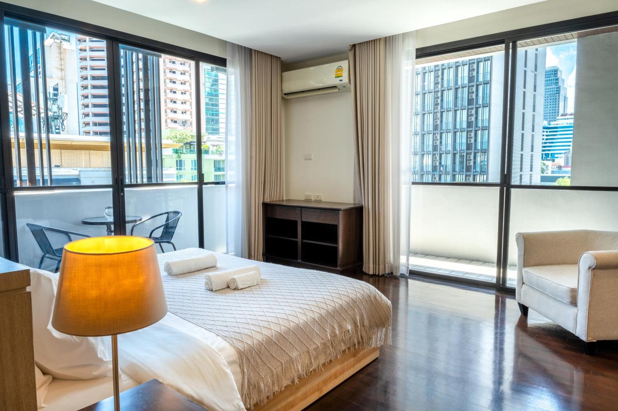 Spacious Sukhumvit Ment Near Emsphere Bts Phrom Phong Bangkok