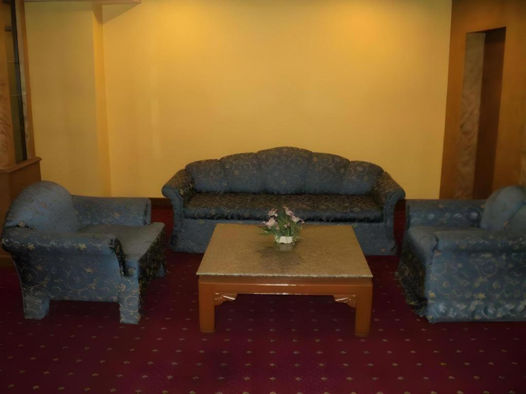 Hotel Chaleena Princess