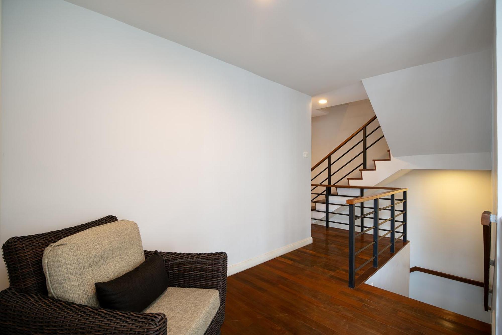 Apartment Inhome The Grand Bless Sukhumvit 16