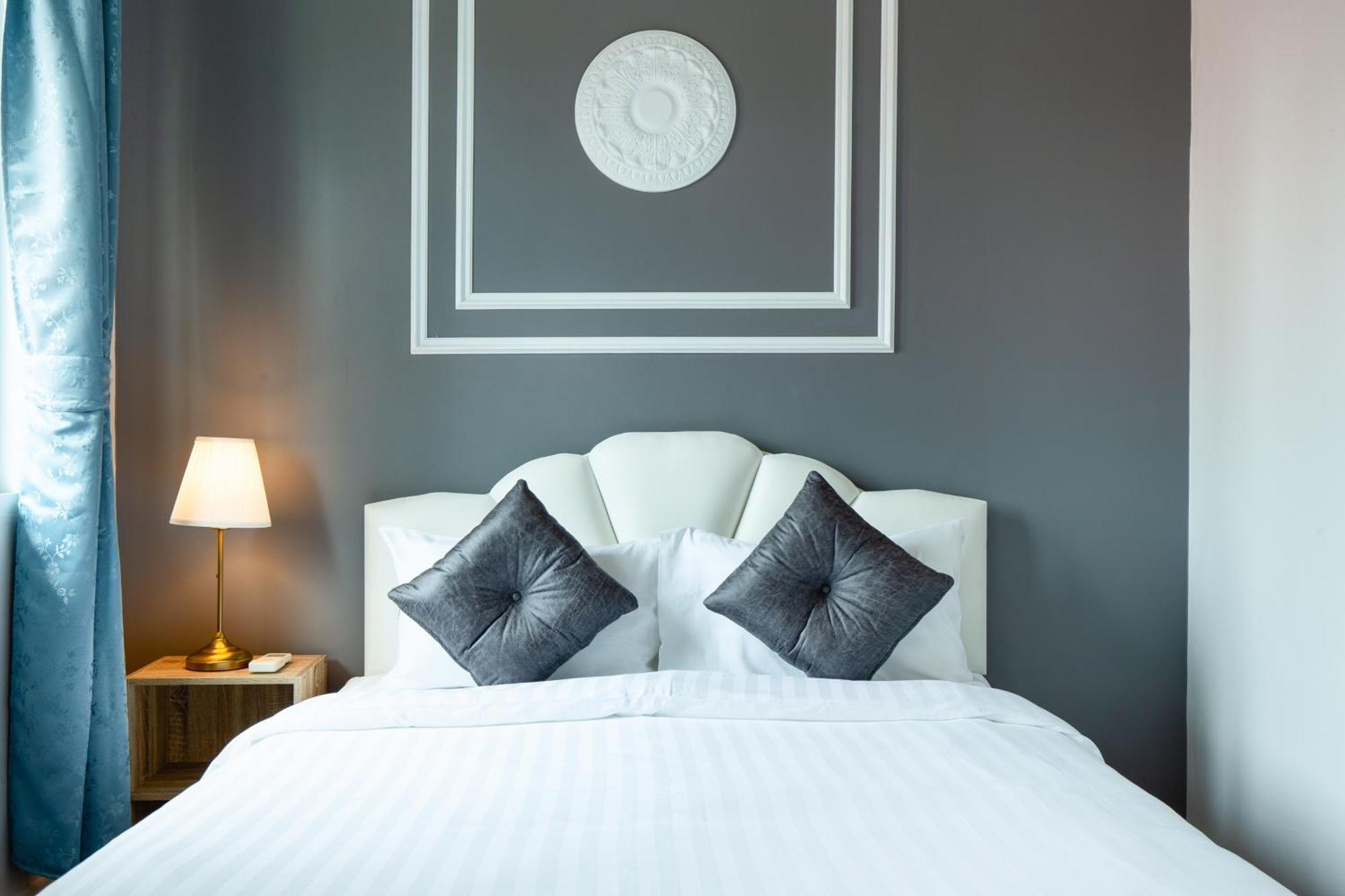 Inhome The Grand Bless Sukhumvit 16 *