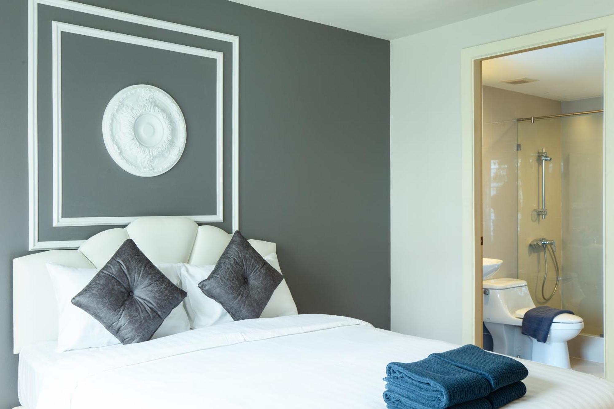 Inhome The Grand Bless Sukhumvit 16 Apartment *