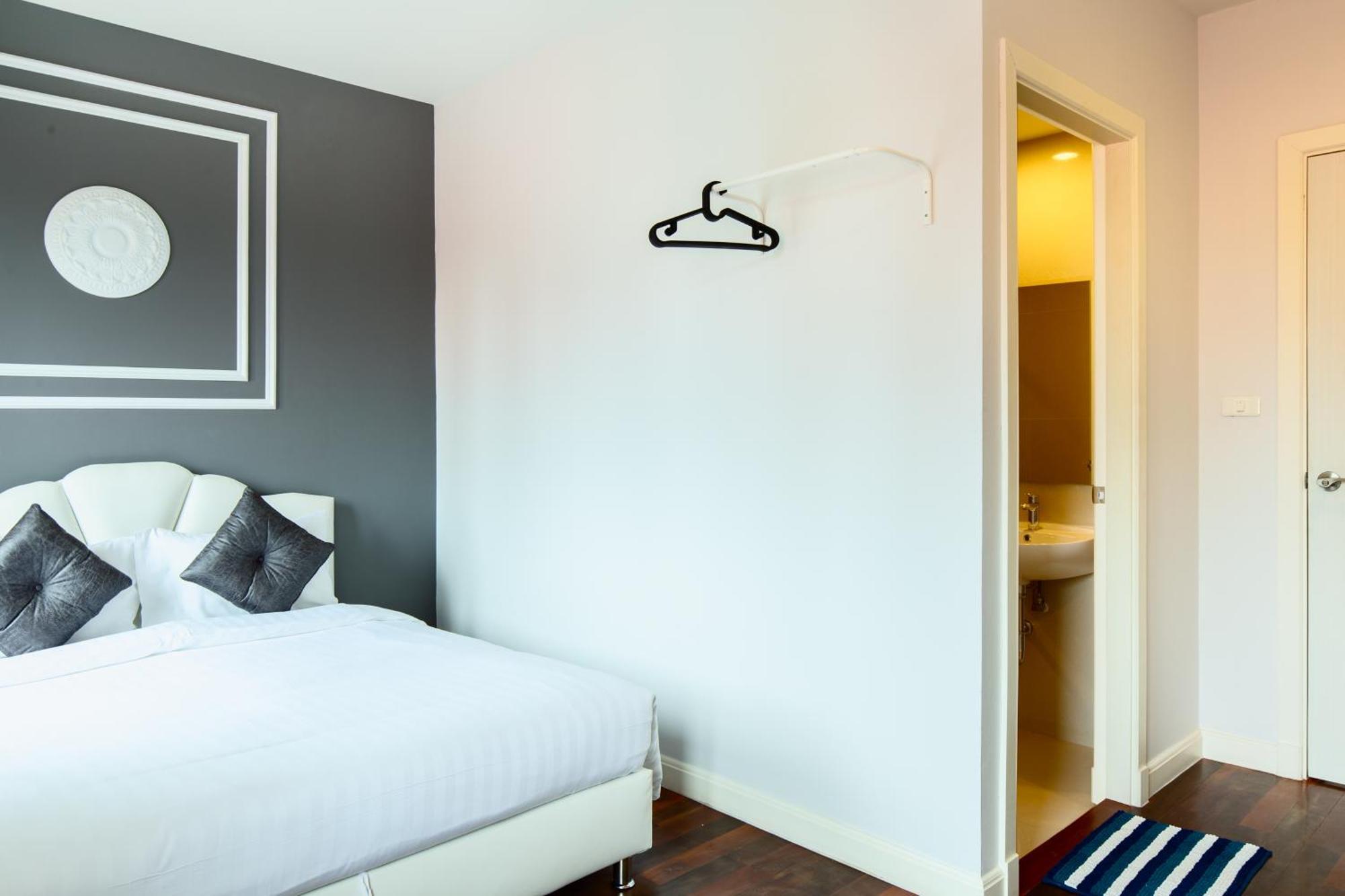 Apartment Inhome The Grand Bless Sukhumvit 16