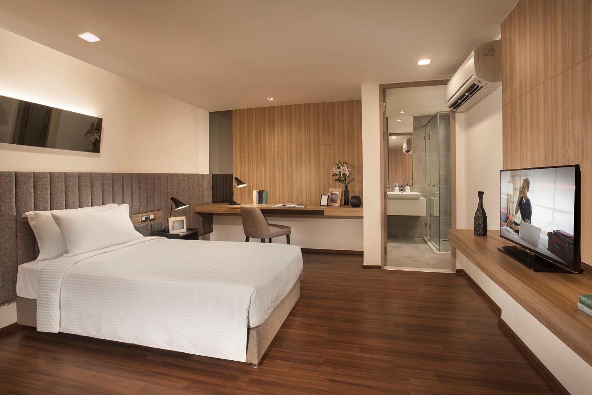 Somerset Ekamai Apartment