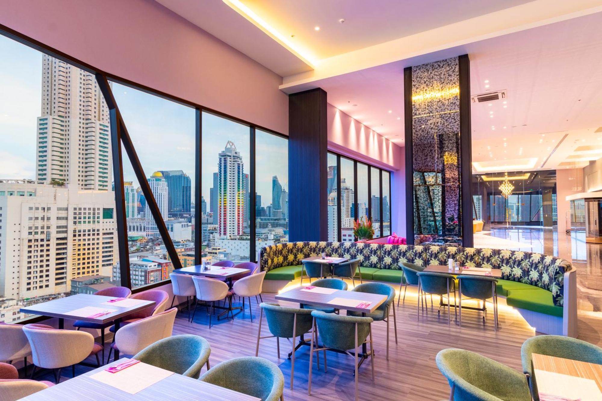 Hotel Queensland 4*