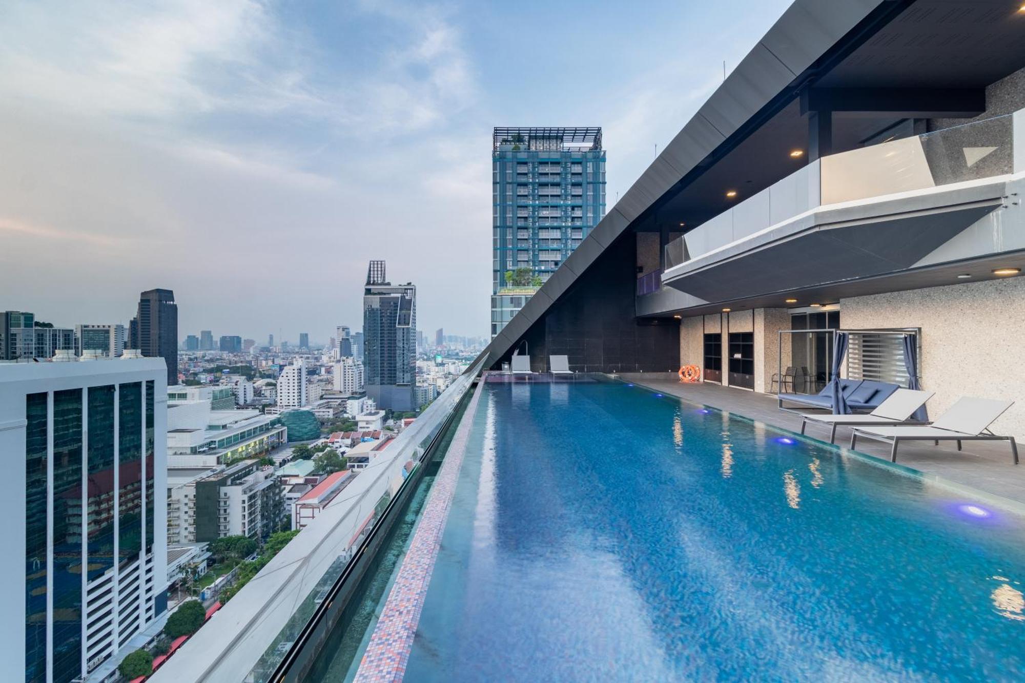 Hotel Queensland 4*