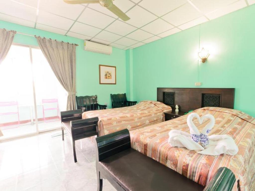 Hotel Sananwan Palace 2*