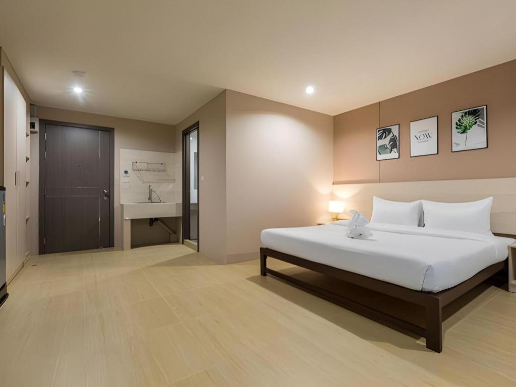 Hotel The Queen Palace 4*