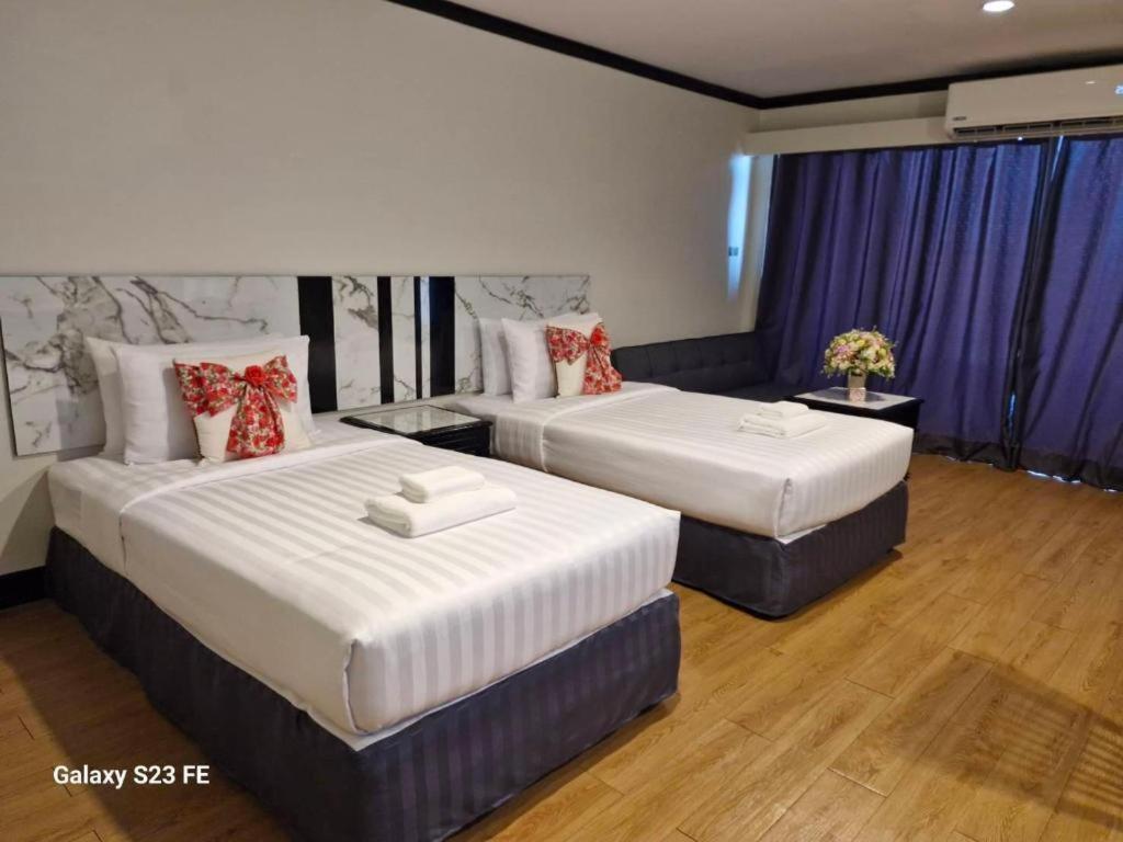 Town In Town Gardent Hotel 3*