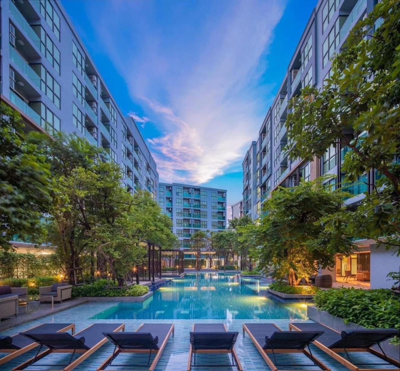 Appartement Sukhumvit Pool&gym Wi-fi Free Bus To Bts *