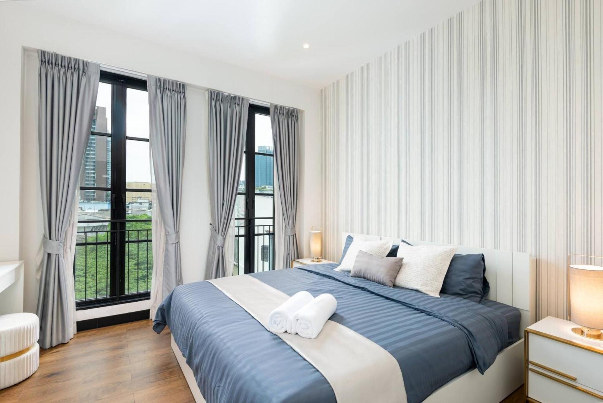 Stylish 7beds Poolhouse With Cinema Lift - 2min To Bts *
