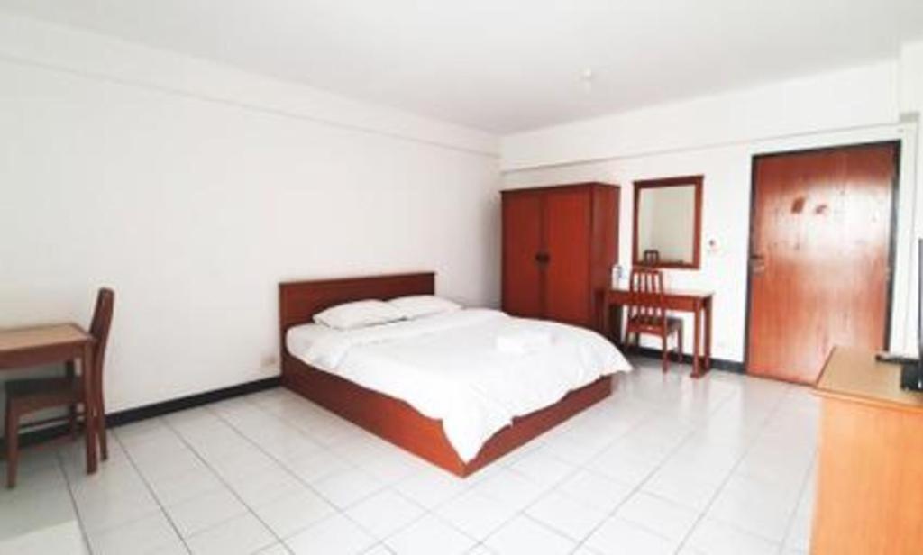 Next Bird Sha Hotel 2*