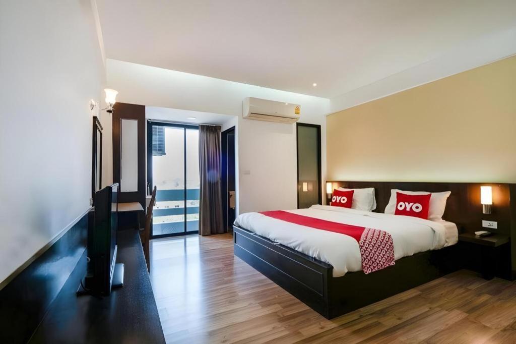 Next Bird Sha Hotel 2*