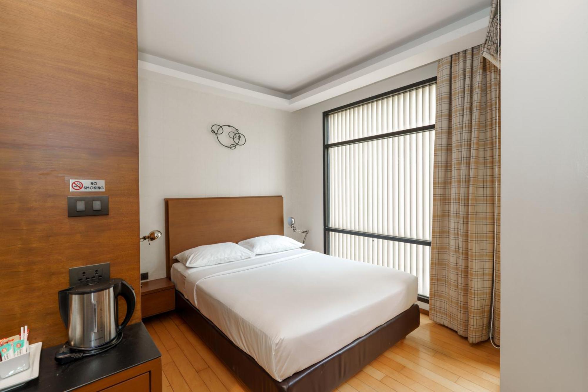 Marvin Hotel