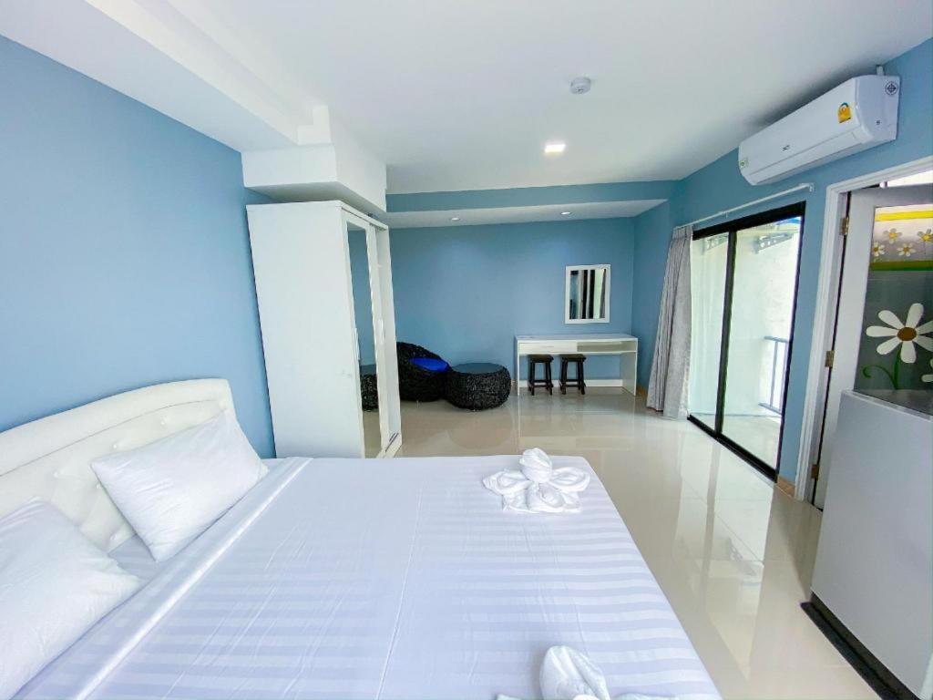 Hotel Delighted