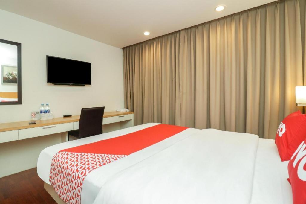 Oyo 225 Premier Place Hotel Bangkok