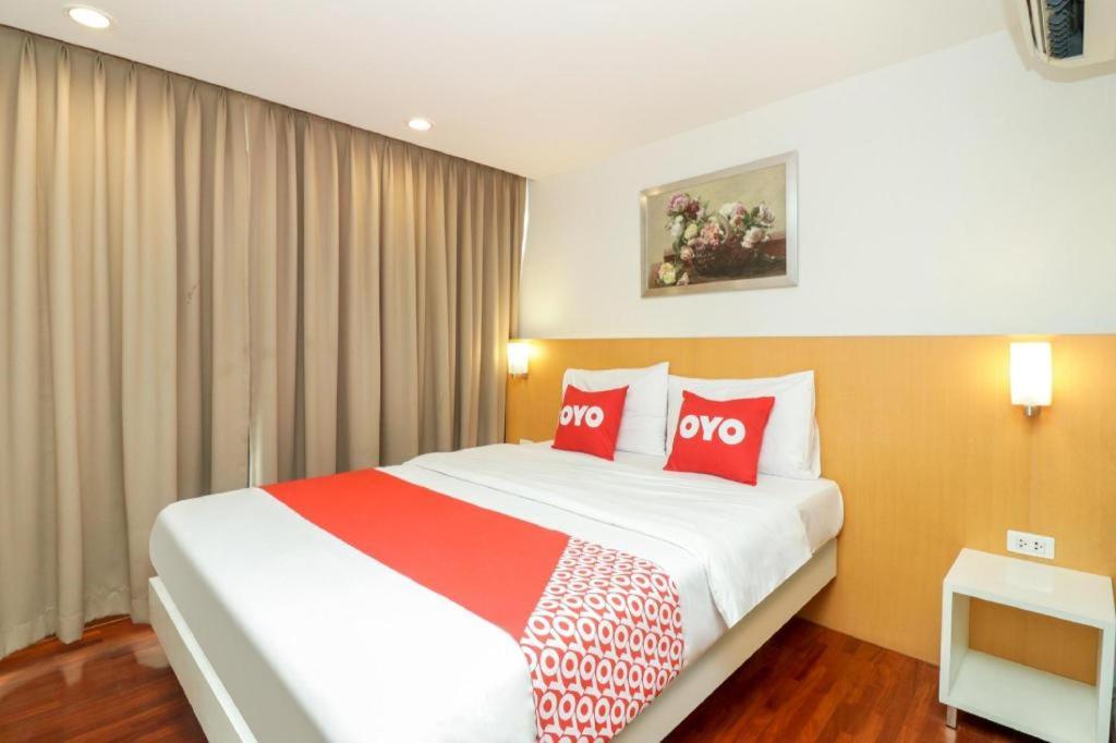 Hotel Oyo 225 Premier Place 2*