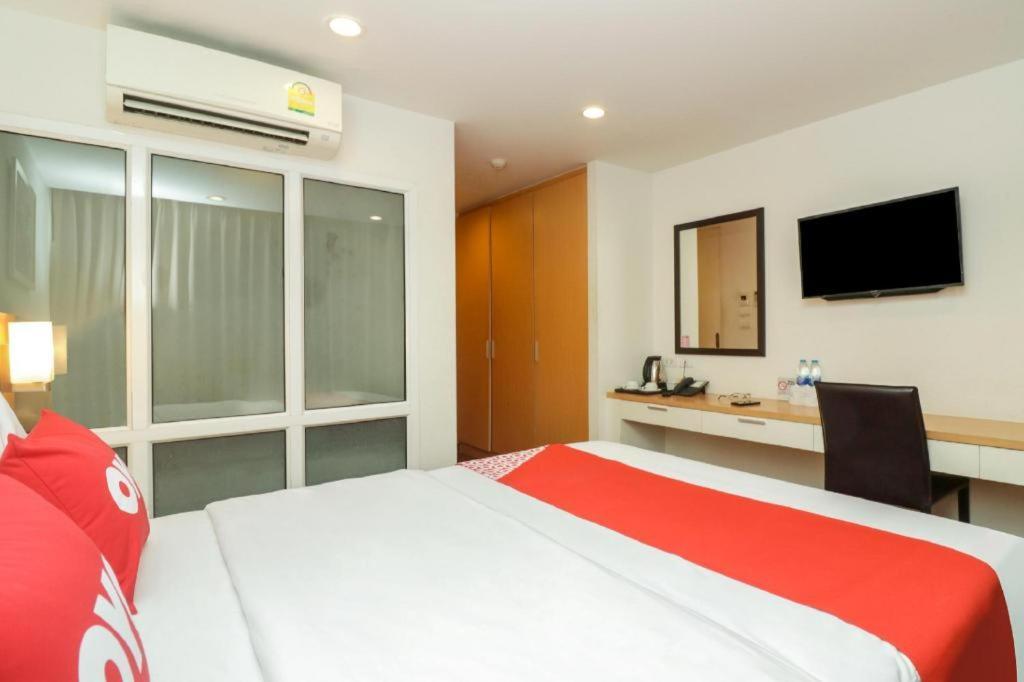 Hotel Oyo 225 Premier Place