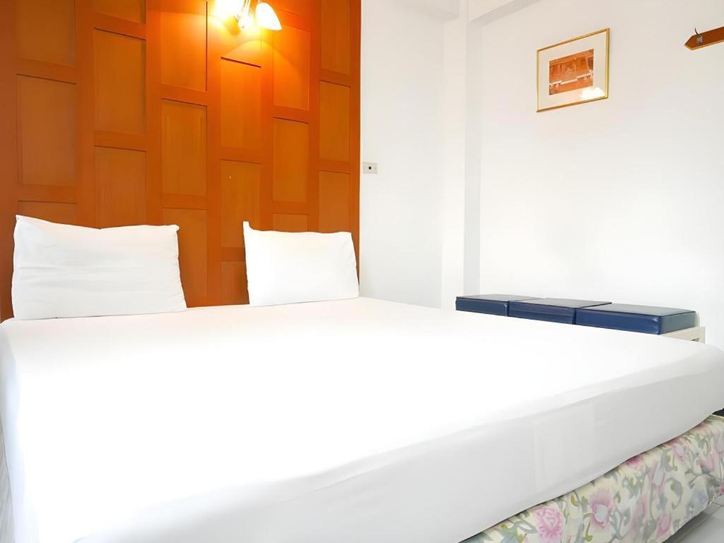 New Siam Hostel *