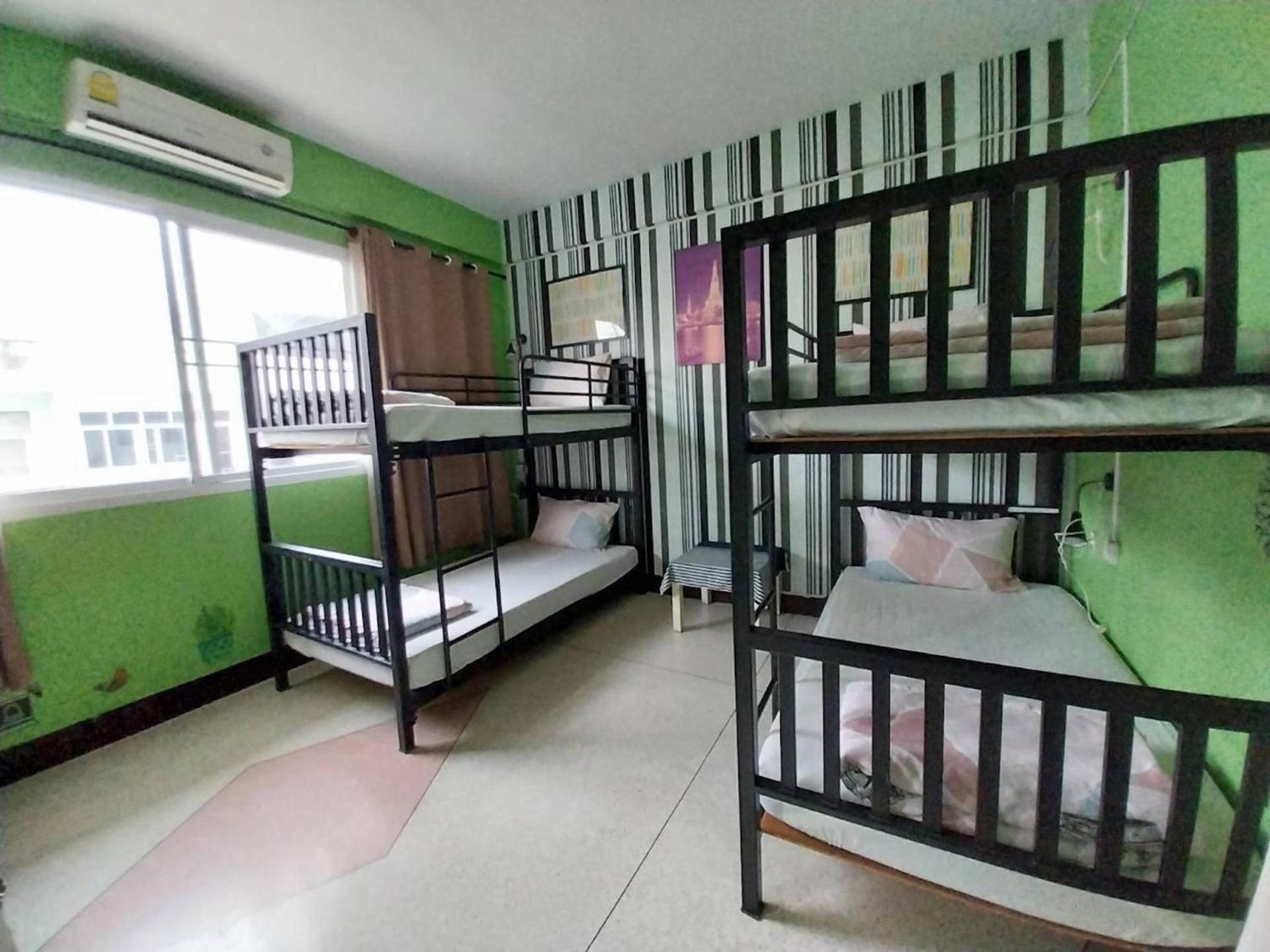 Hostel Baan Nampetch