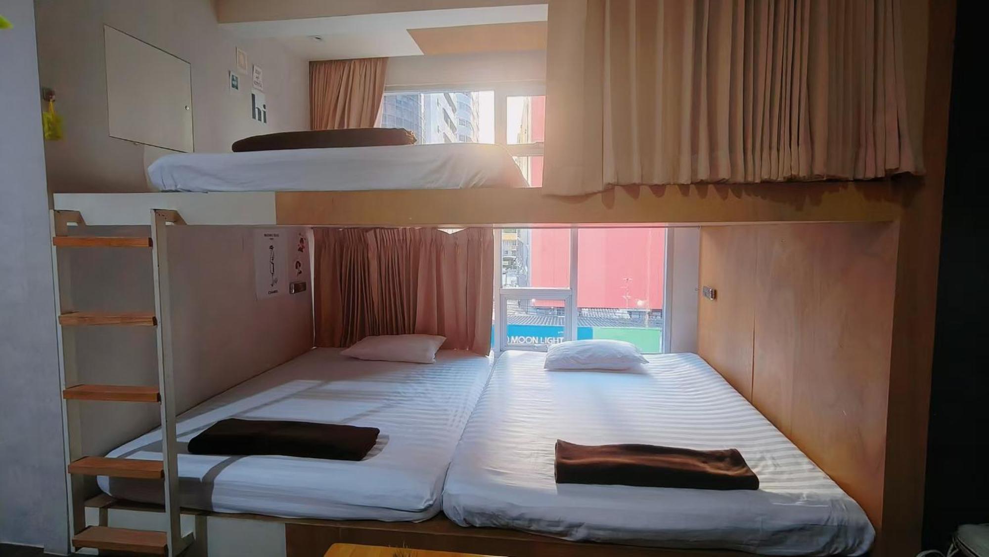 Hostel Bob บ็อบโฮสเทล *