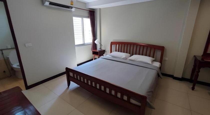 Sunflower Place Hotel 3*
