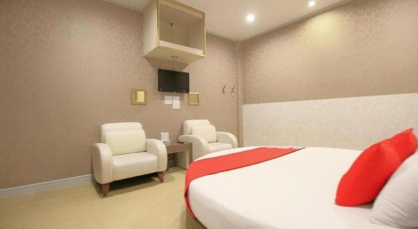 Oyo 1002 Pinklao Bangkok
