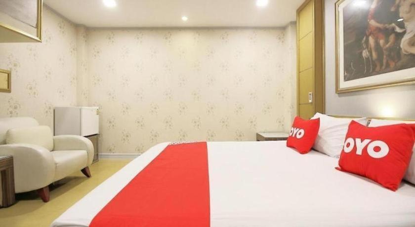 Hotel Oyo 1002 Pinklao