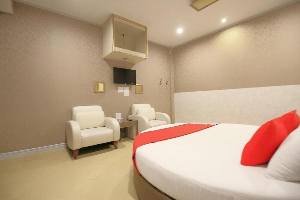 Hotel Oyo 1002 Pinklao 3*