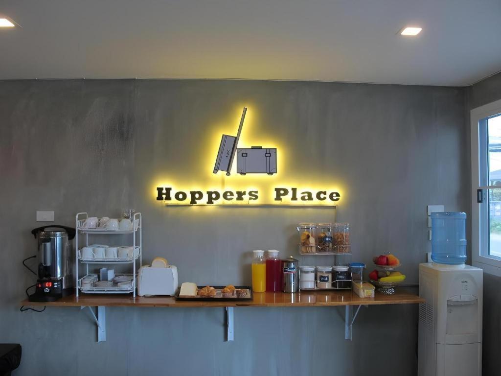 Asrama Hoppers Place Donmuang