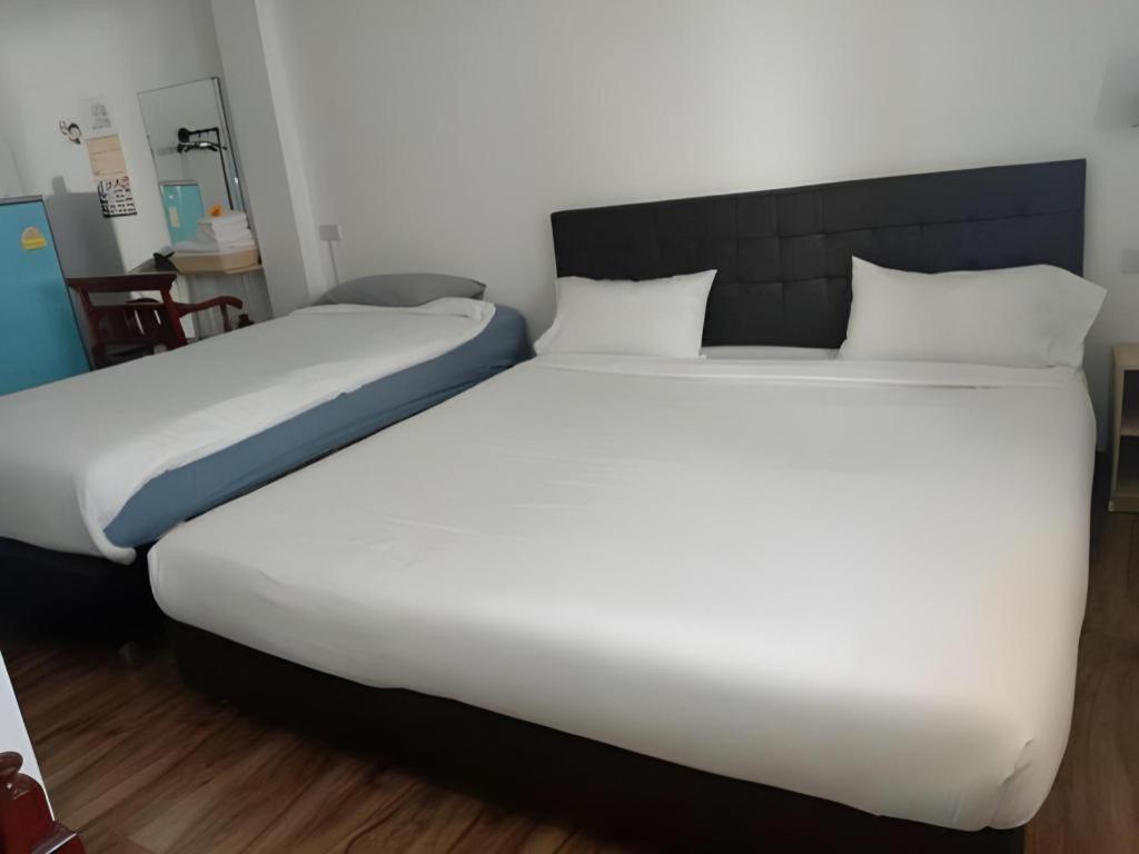 Asrama Hoppers Place Donmuang *