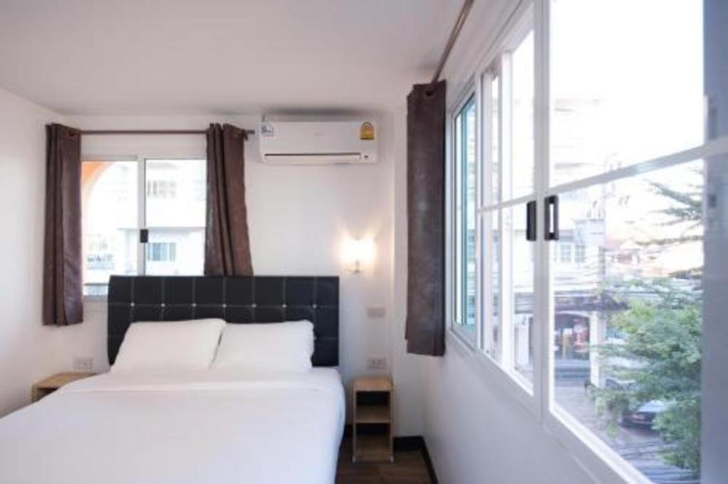 Hoppers Place Donmuang Bangkok