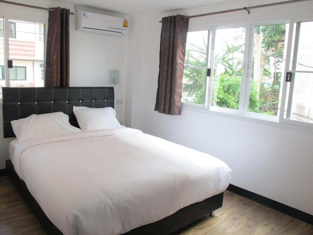 Asrama Hoppers Place Donmuang Bangkok
