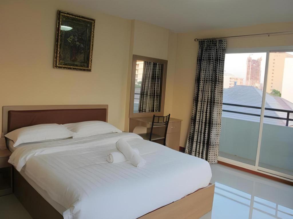 Buddy Place Hotel