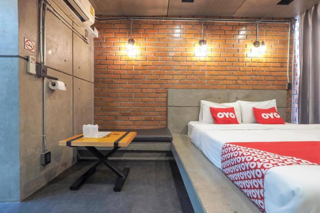 Hotel Oyo 75368 Demadre