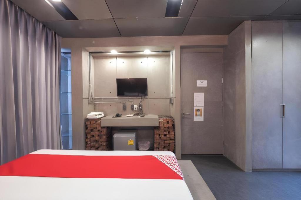 Hotel Oyo 75368 Demadre 3*
