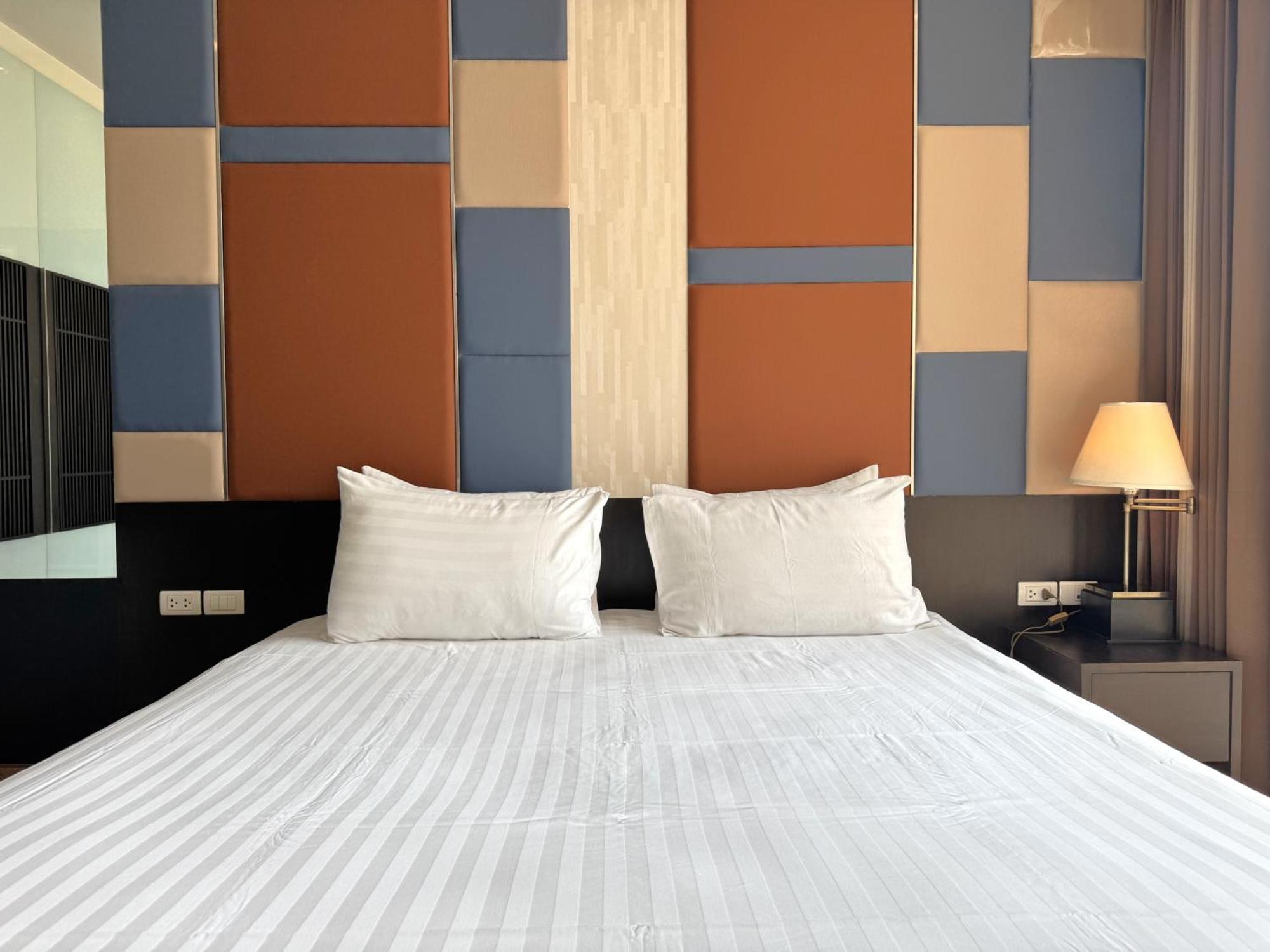 Aparthotel The Sunreno Sha