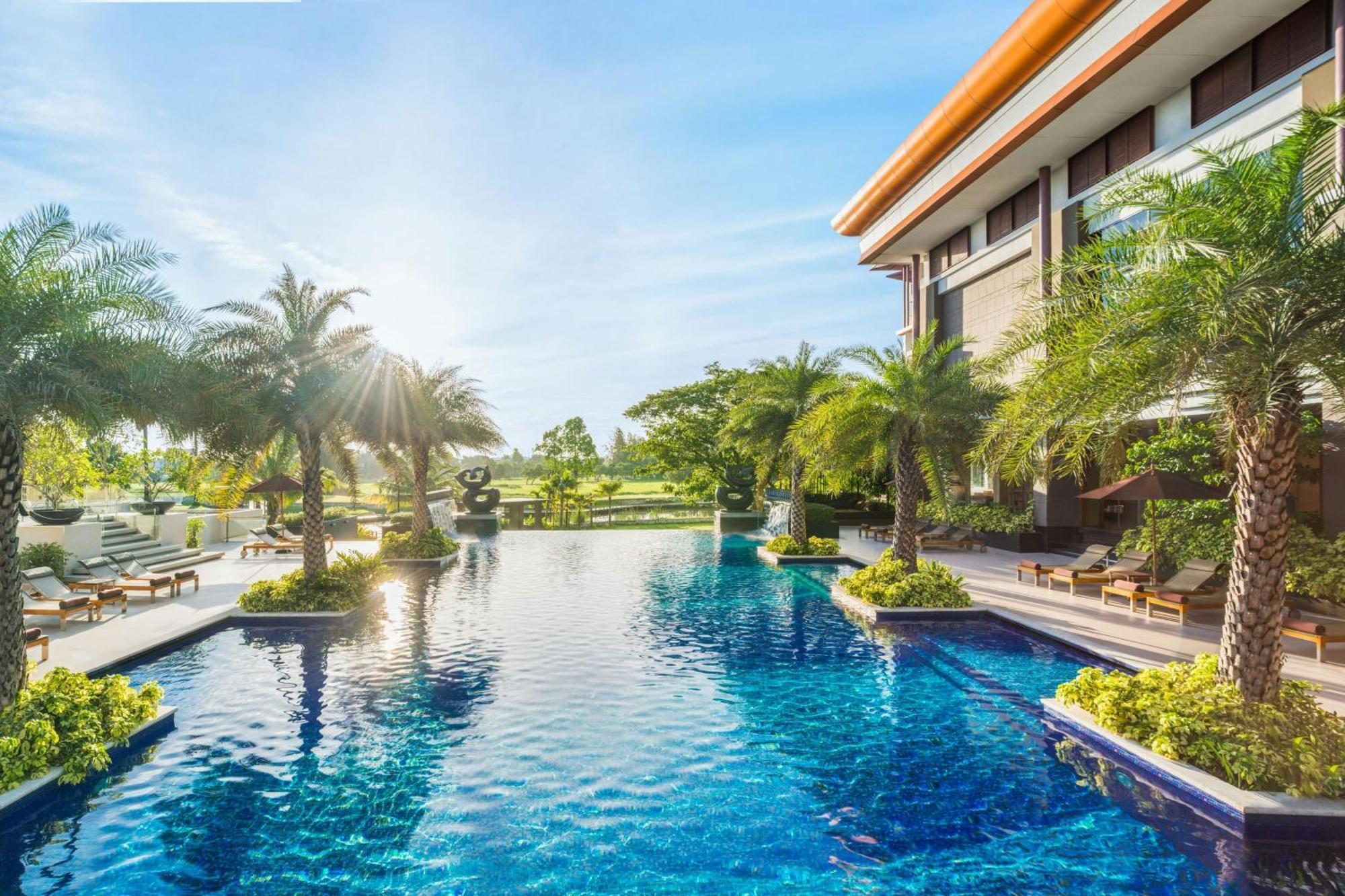 Resort Le Meridien Suvarnabhumi, Golf And 5*