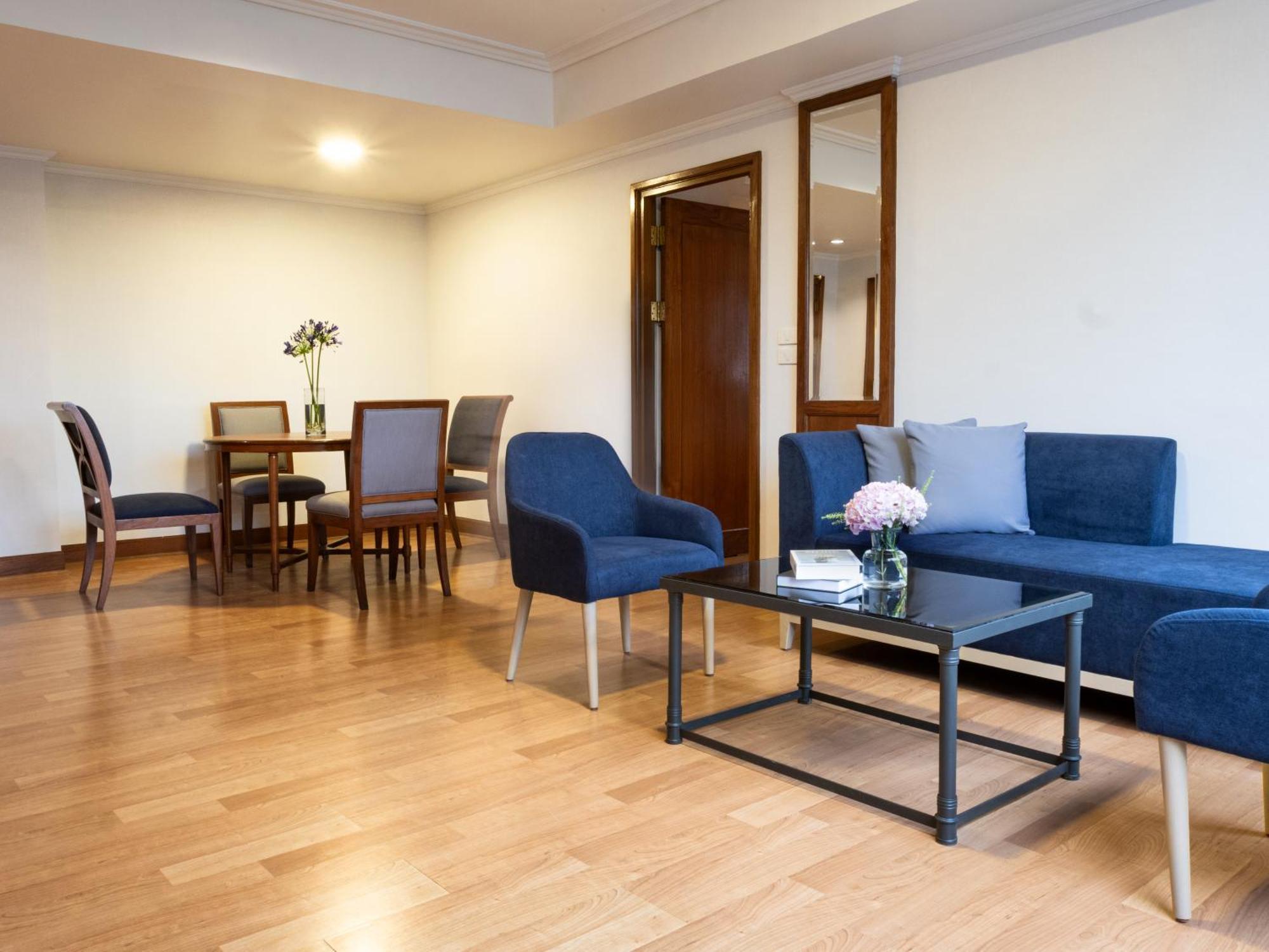 Rembrandt Residences Hotel 4*